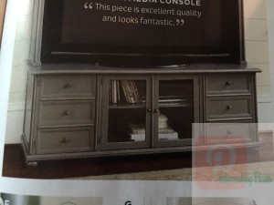 Connecticut life and style blogger, Pinteresting Plans shares a do it yourself tutorial on a buffet table that she found on the curbside and upcycled.